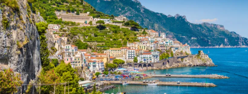 vue depuis la mer côte amalfitaine