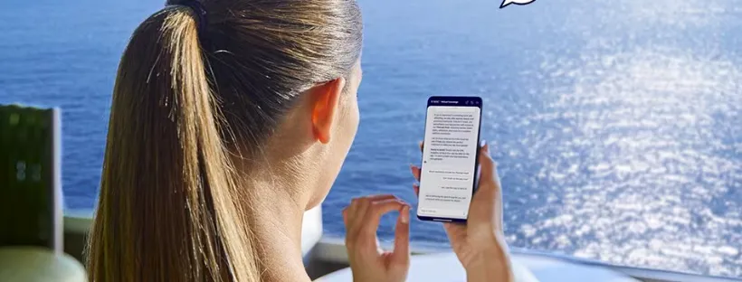 Passager profitant d'innovations à bord d'un navire moderne