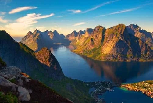 Croisière Soleil de Minuit et Fjords de Norvège 2027