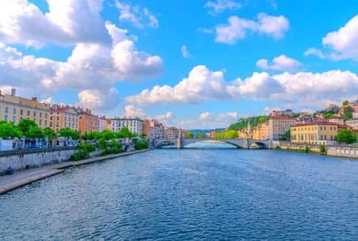 Croisière Au fil du Rhône entre Lyon, la Camargue et la Provence avec un dîner OFFERT à l'Abbaye de Collonges - Paul Bocuse (formule port/port) (LMY_NOVPP)