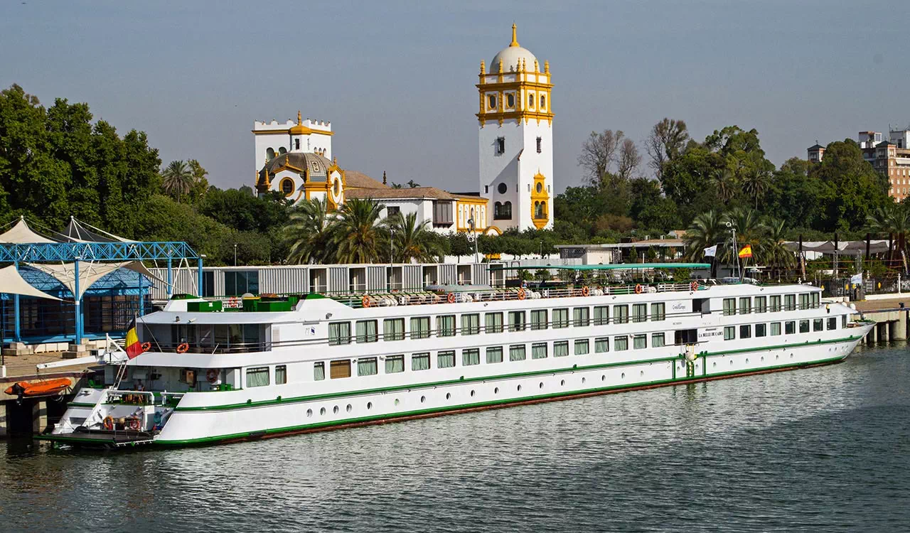 >DESTOCKAGE croisieres.FR L\'Andalousie authentique : architecture, traditions, villages blancs et spécialités culinaires(SVS_PP)