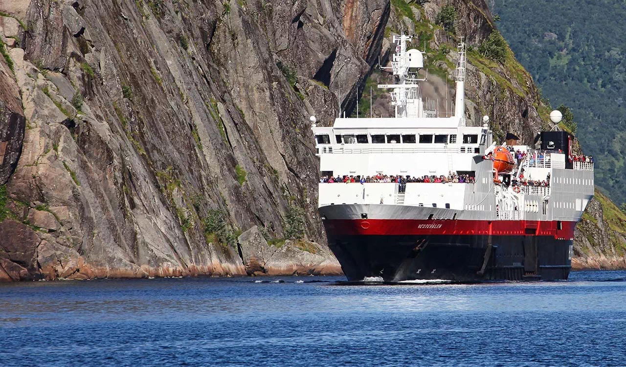 >DESTOCKAGE croisieres.FR Express Côtier : Bergen - Kirkenes