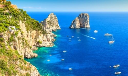 Paysage des falaises de Capri