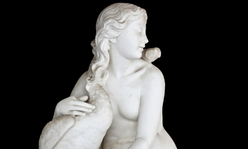 Statue d'Aphrodite, tenant un Cygne dans ses bras