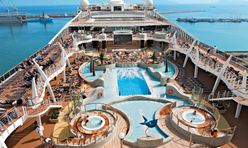 Piscine extérieur MSC Fantasia