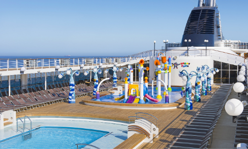 Les piscines à bord du MSC Opera