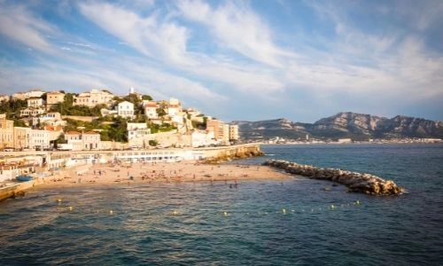 Plage de Marseille au bord de la M&eacute;diterran&eacute;e