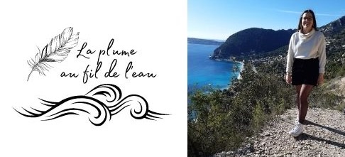 dessin d'une plume et de vagues en noir avec une écriture La plume au fil de l'eau à gauche d'une photo d'une jeune fille sur les bords d'une falaise d'un paysage méditerranéen