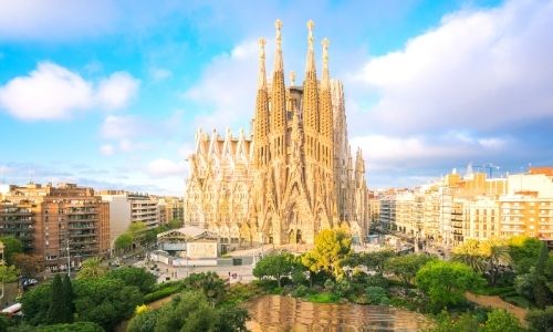 Façade de la Sagrada Familia de Barcelone