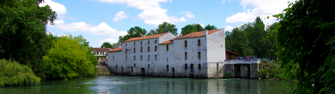 moulin-royal-baine-charente-chaniers-fleuve-croisiere
