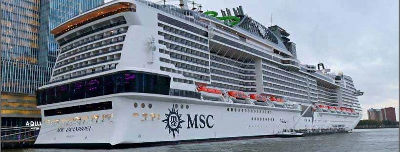 MSC Grandiosa en mer