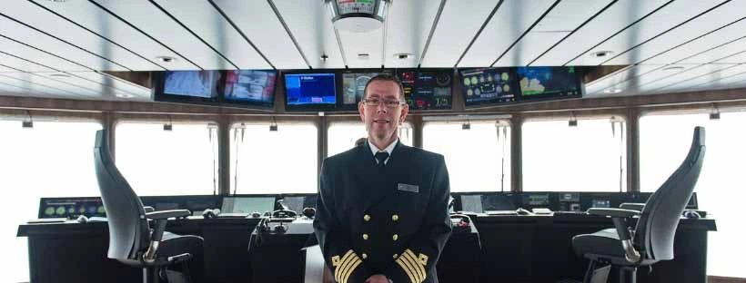 Commandant &agrave; bord d'un bateau de croisi&egrave;res
