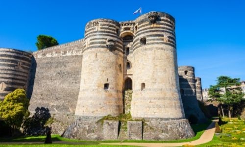 Le château d'Angers, ses remparts et ses tours