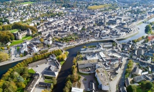 Vue semi-aérienne de la ville de Pontivy